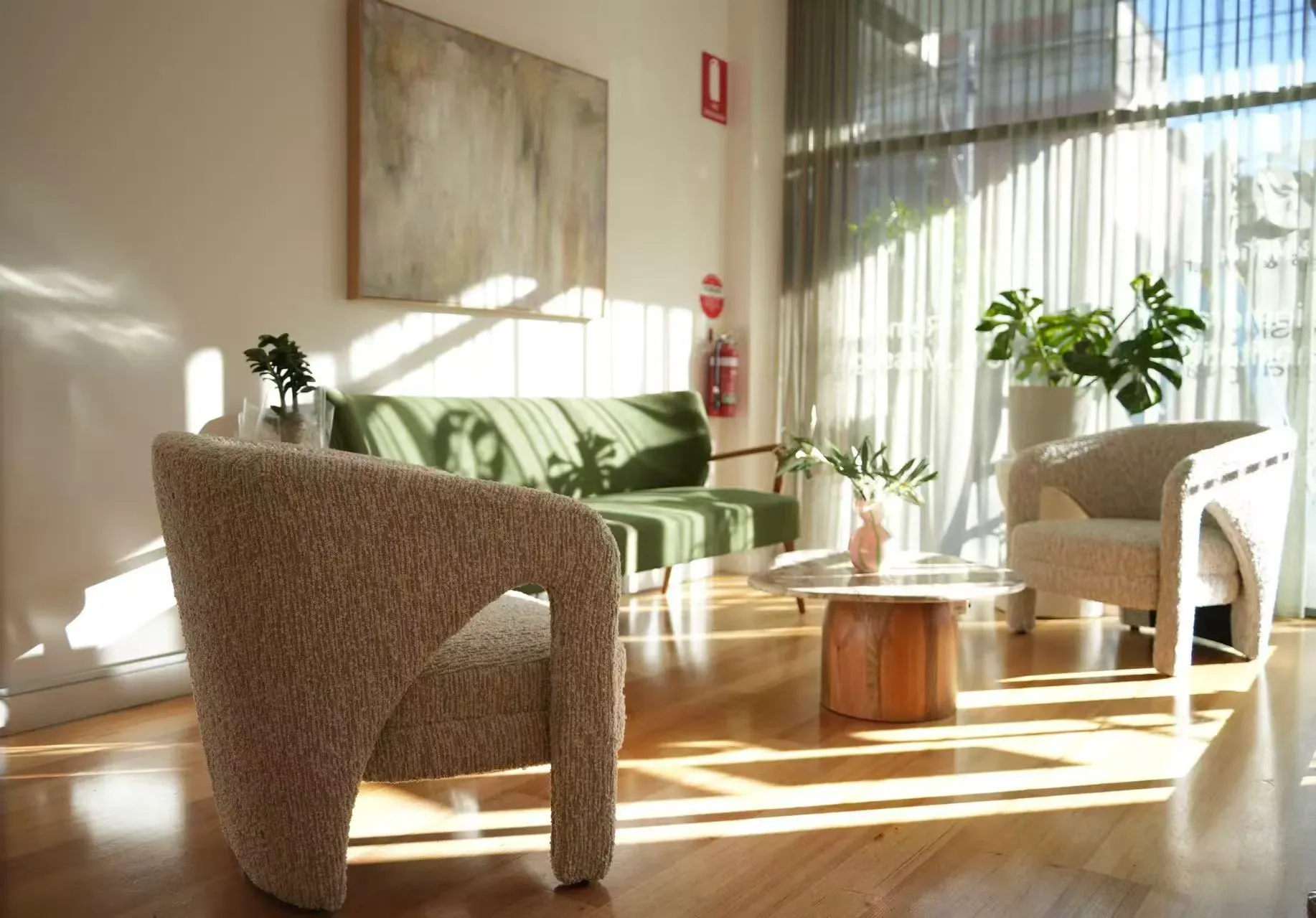default alt